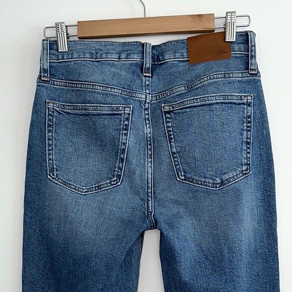 NWT J. Crew Demi-Boot Crop Jean in Indigo Jones Wash - Picture 6 of 10